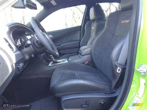 Black/Brazen Gold Interior 2017 Dodge Charger Daytona 392 Photo #119257089 | GTCarLot.com