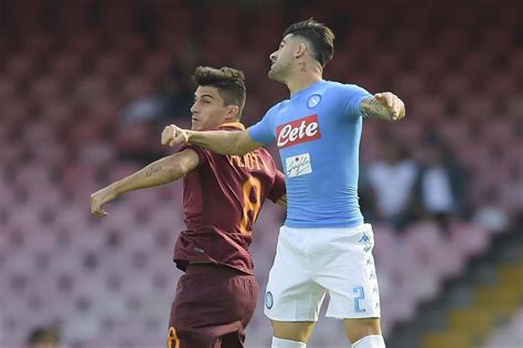 Match Gallery: Napoli v Roma - AS Roma