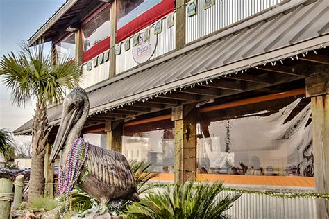 The Salty Pelican - Seafood Bar and Grill - Fernandina Beach Amelia Island