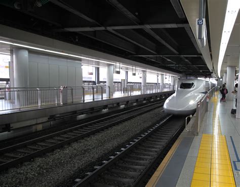 Experience the Speed and Comfort of the 700 Series Shinkansen