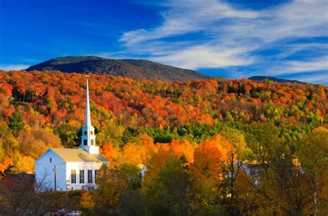 6 Vermont Scenic Drives for Your Fall Bucket List | Fall in Stowe, VT