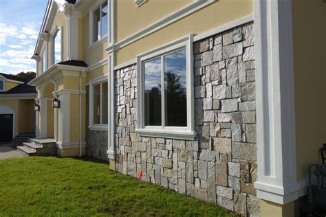 Kingsbury - Natural Thin Stone Veneer | Quarry Mill | Thin stone veneer, Stone veneer exterior ...