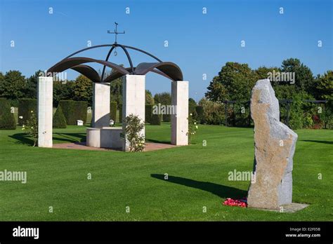 Memorial museum caen france hi-res stock photography and images - Alamy