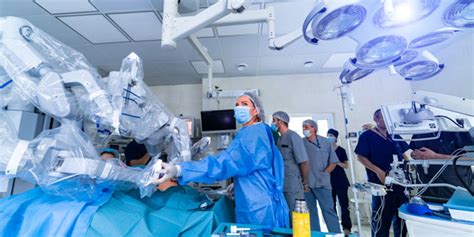 9 leading companies developing robotic neurosurgery technology