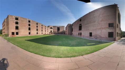 A Day in life of IIM Ahmedabad student - CATKing Educare