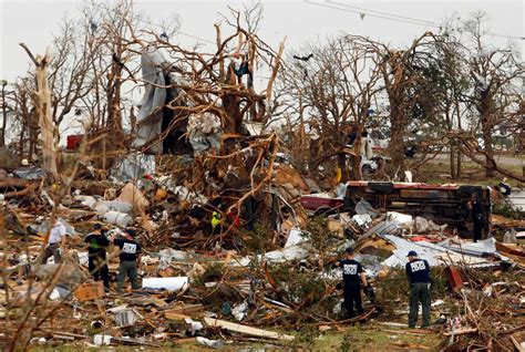 Texas Tornadoes Leave Death and Ruins - The New York Times