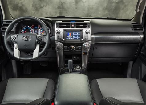 Toyota 4Runner 4x4 Limited (2014)