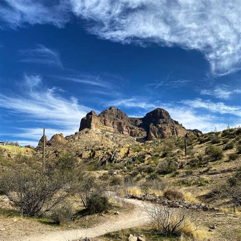 Exploring Superior, Arizona and Driving to Our First National Park