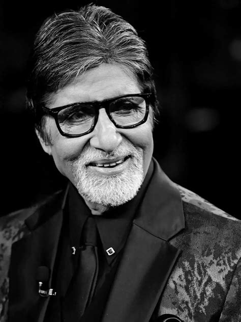 Amitabh Bachchan makes a smart observation about Indian cricketers and their babies | Filmfare.com