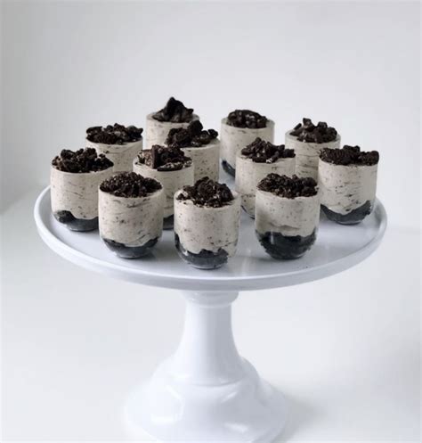 Mini Oreo Cheesecake Cups – Seed and Coat