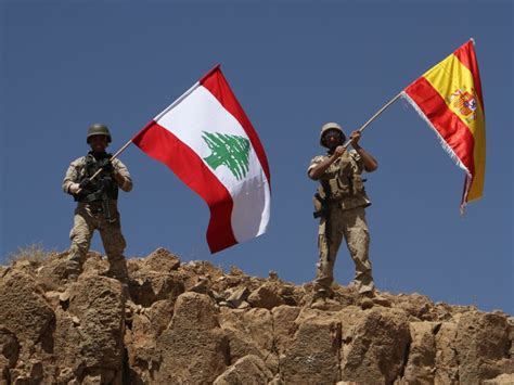 Lebanese army recaptures land from Isis and raises Spanish flag in ...