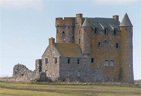 Inchdrewer Castle, Banff, Aberdeenshire, Scotland - www.castlesandmanorhouses.com | Scotland ...