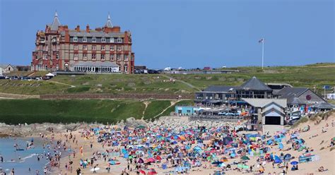 Newquay beaches: The best beaches in Cornwall's surfing capital - Cornwall Live