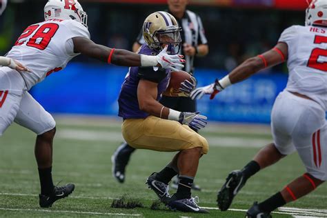 Q&A With UW Dawg Pound On Washington Huskies Football - On the Banks