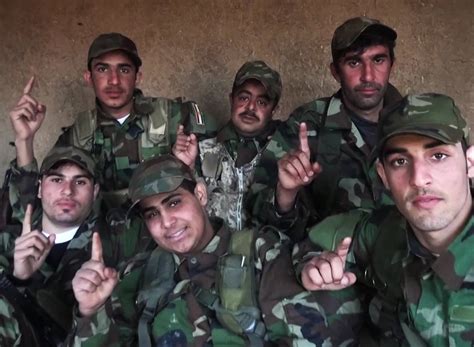 ISIS fighters disguised in Peshmerga uniforms : r/syriancivilwar