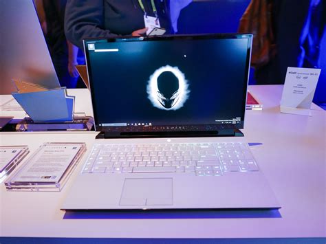 Hands on: Dell's Alienware Area-51m is a chunky, fully upgradeable ...