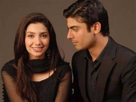 Fans go gaga as Fawad Khan, Mahira Khan arrive on Indian screen