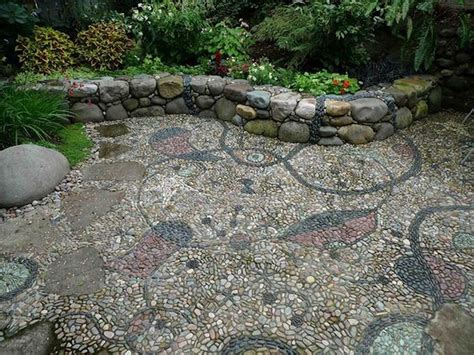 25 Lovely Pebble Mosaic Patterns to Encourage You | Patio garden design ...