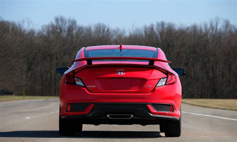 The Honda Civic Si Returns with Updates and Options