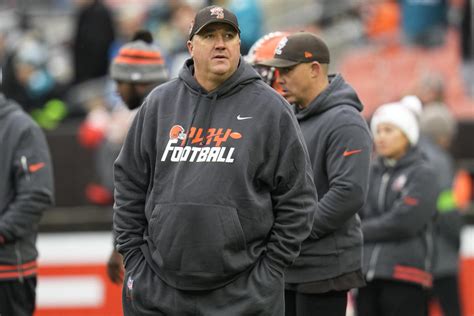 Browns part ways with former OC Alex Van Pelt - Yahoo Sport