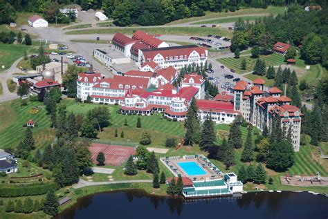 The Balsams – Dixville Notch, New Hampshire, U.S.A. | Must See Places