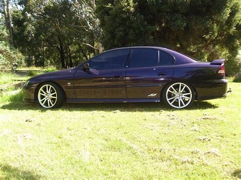 2004 Holden COMMODORE SS - NicoleFlint - Shannons Club