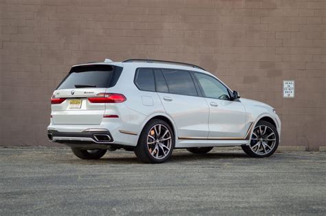 2020 BMW X7 M50i is ready to have a blast - CNET