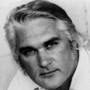 Charlie Rich - Trivia, Family, Bio | Famous Birthdays