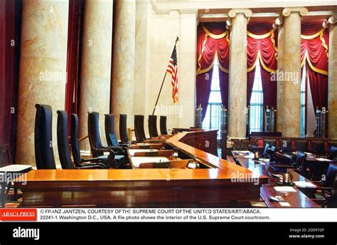 Washington dc supreme court interior hi-res stock photography and images - Alamy