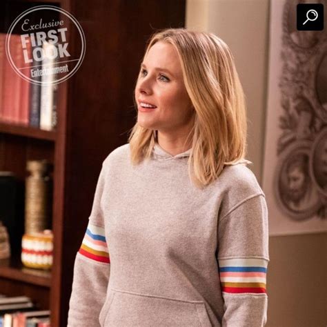 The sweater worn by Eleanor Shellstrop (Kristen Bell) in The Good Place ...