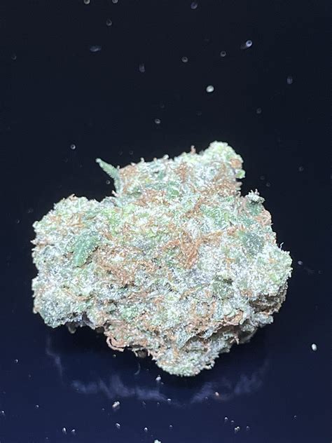 NEW!!! SNOWBALL – SATURDAY SALE 20 off on oz, 10 off on 1/2oz – Good Giggles