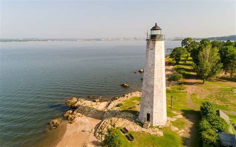 Lighthouse Point Park & Carousel - Visit New Haven CT