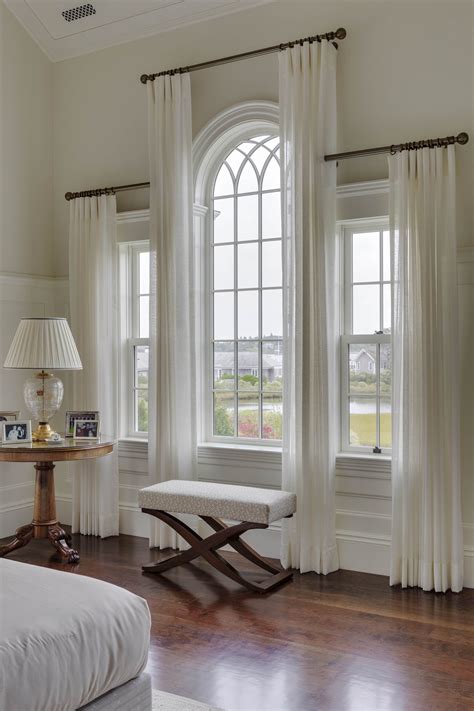 Romantic Interiors: Palladian Windows and Soft Window Treatments ...