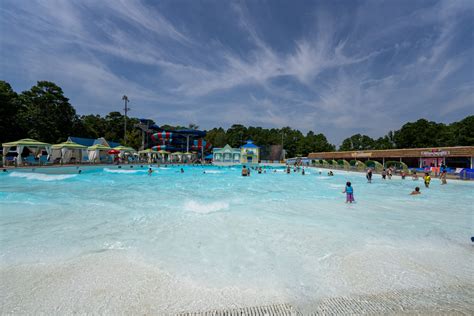 Attractions | Ocean Breeze Waterpark