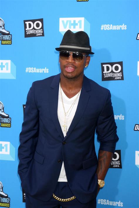 LOS ANGELES, JUL 31 - Ne-Yo arrives at the 2013 Do Something Awards at ...