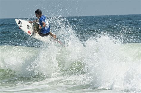 Vanessa Bates Events: Virginia Beach Surfing Competition