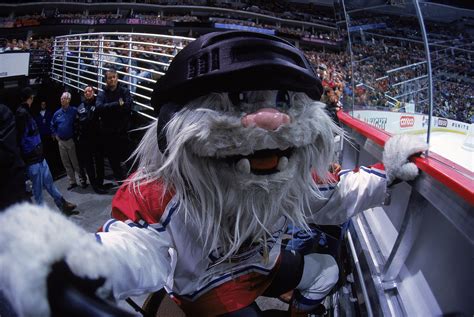 30 pro sports mascots who are gone, but not forgotten