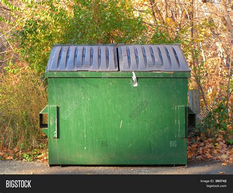 Green Trash Dumpster Image & Photo (Free Trial) | Bigstock