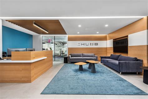 Chubb Insurance Offices - Miami | Office Snapshots | Office design ...