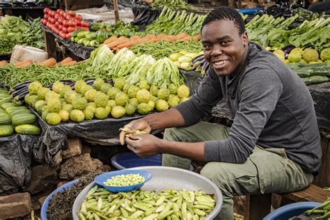 City market, Malawi | Lizulu Market in Malawi's capital, Lil… | Flickr