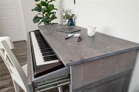 Fumed Oak Piano + Computer Desk | Memphis Woodshop