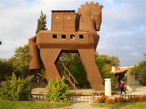 Trojan Horse in Troy/Truva | Trojan Horse replica, in Troy (… | Flickr