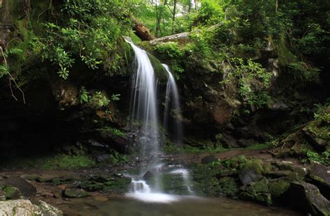 Waterfalls In The Great Smoky Mountains | Smoky mountain waterfalls ...