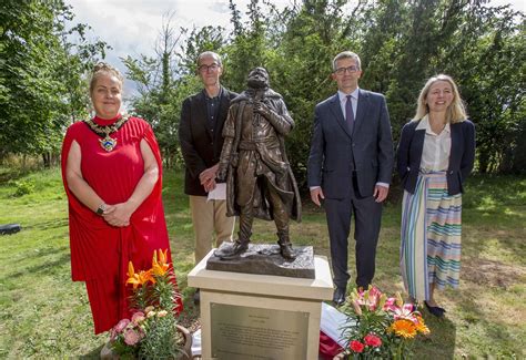 Bronze statue of Shakespeare contemporary Jan Kochanowski unveiled in ...