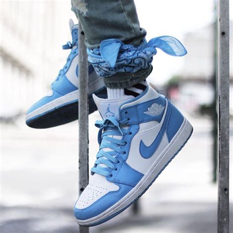 Air Jordan 1 Mid "UNC" | Sneakers men fashion, Nike fashion shoes, Sneakers fashion