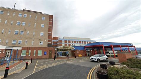 Hartlepool MP promised meeting over hospital upgrade plan - BBC News