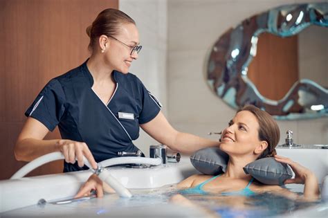 What is a Hydrotherapy Spa?