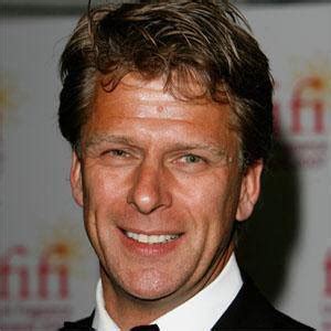 Andrew Castle - Age, Family, Bio | Famous Birthdays