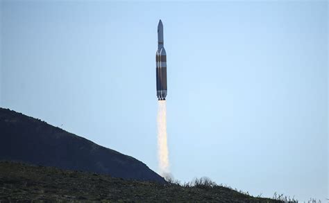 ULA rocket carrying US spy satellite launched from California