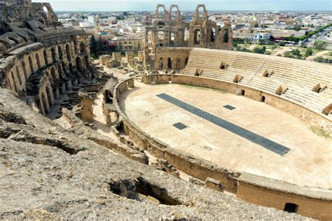 Gladiatorial Arena of the Amphitheater El Jem in El Djem, Tunisia Stock ...